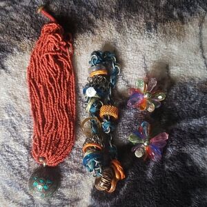 Lot Women's Jewelry Colorful Beaded Necklace and Bracelet Set